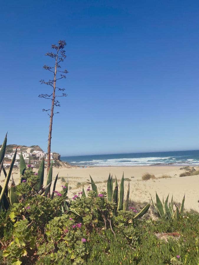 The Lighthouse Hostel Arrifana Aljezur Exterior photo