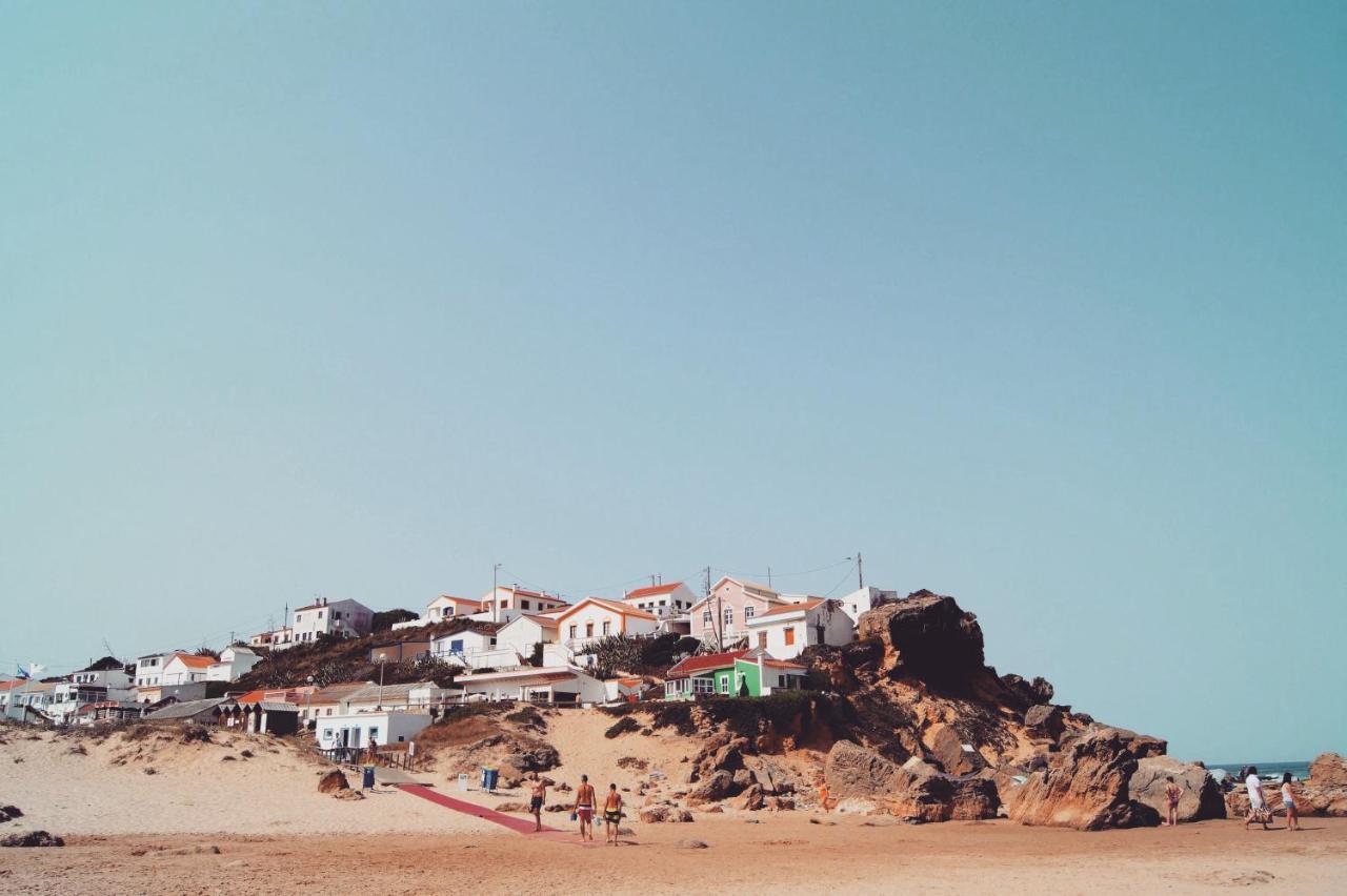 The Lighthouse Hostel Arrifana Aljezur Exterior photo